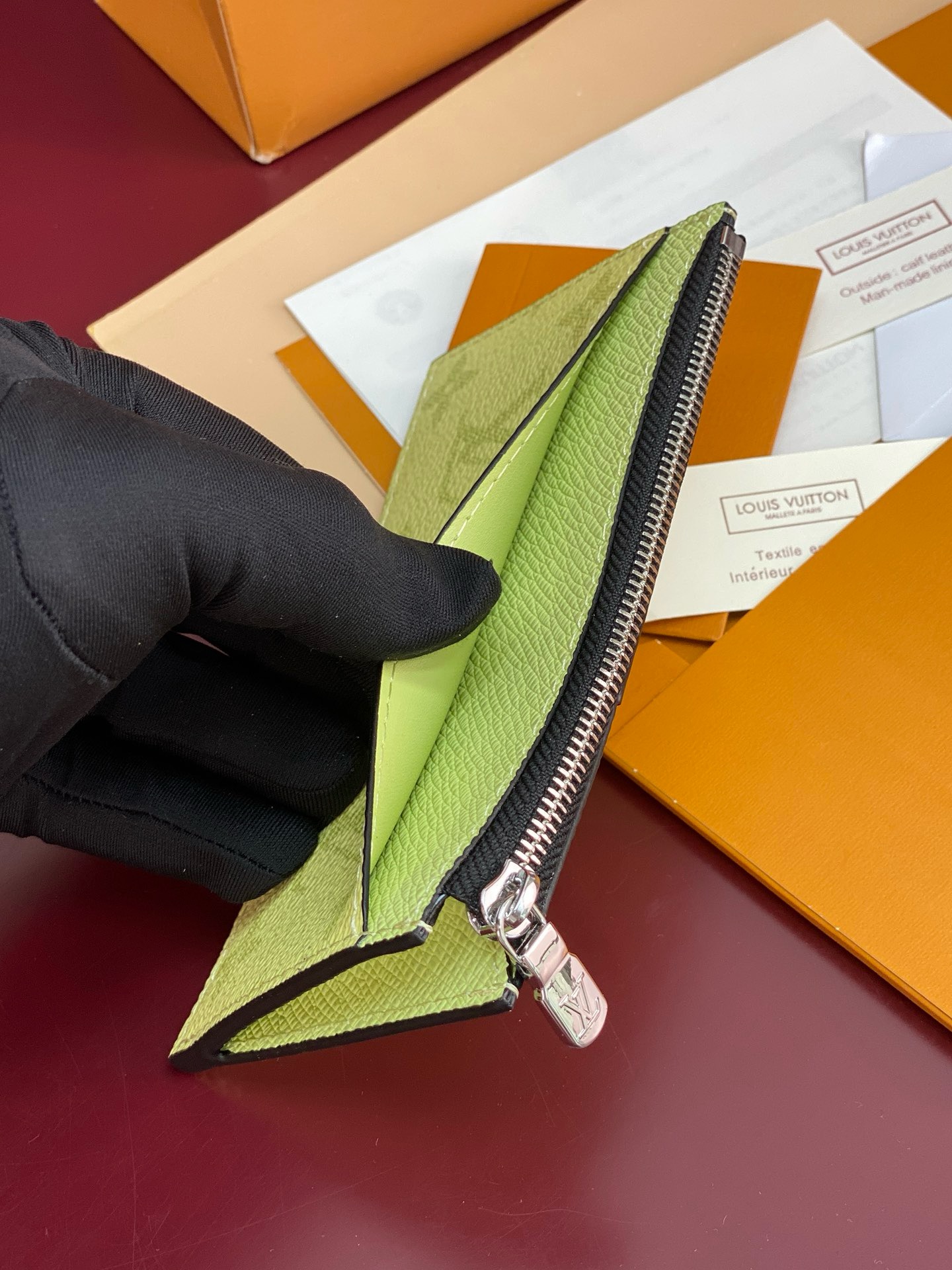 l0vis Vvtt0n coin card holder-8 x 14.5 x 1cm