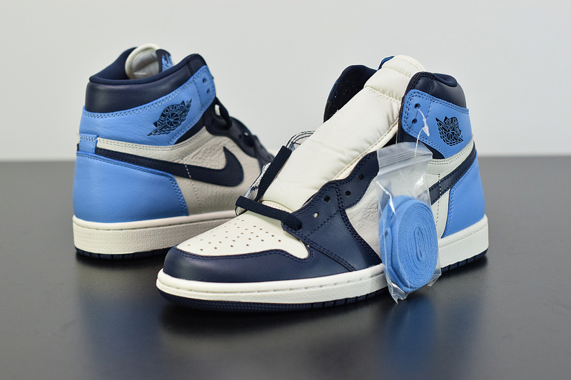 AIR JORDAN 1 HIGH OG “COURT PURPLE” 555088-140