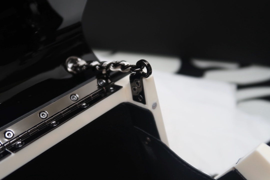 Ch@nel Flap Bag-18CM