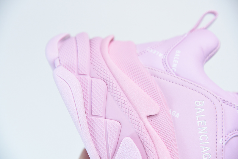 Ba*len*cia*ga triple s