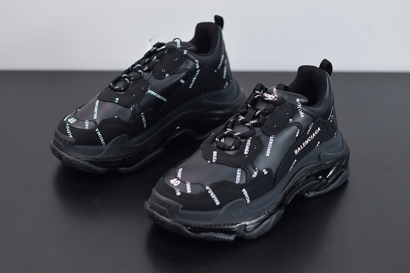 Ba*len*cia*ga triple s