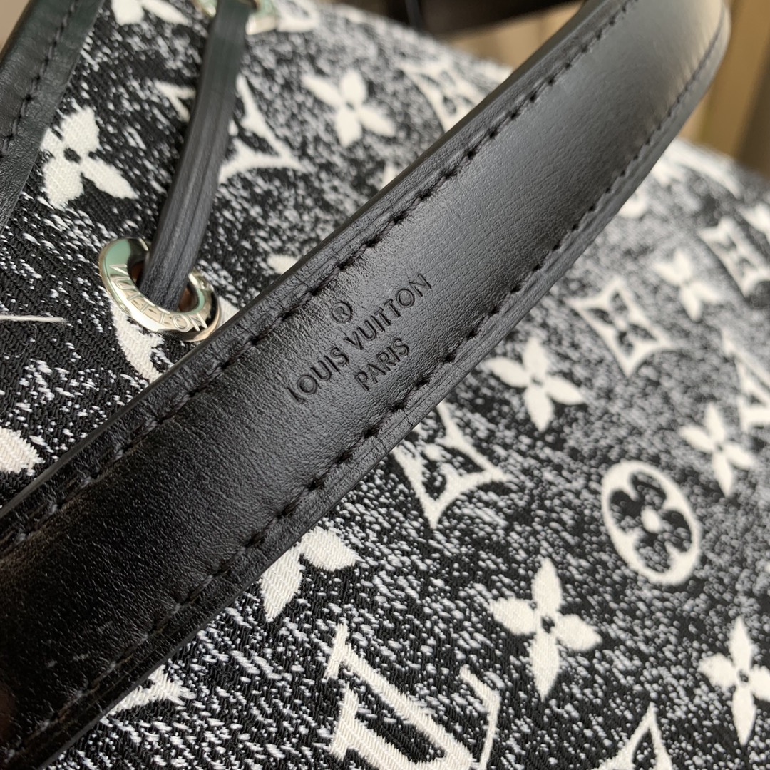 l0*is V*t0n petit noé -25*28.5*20cm