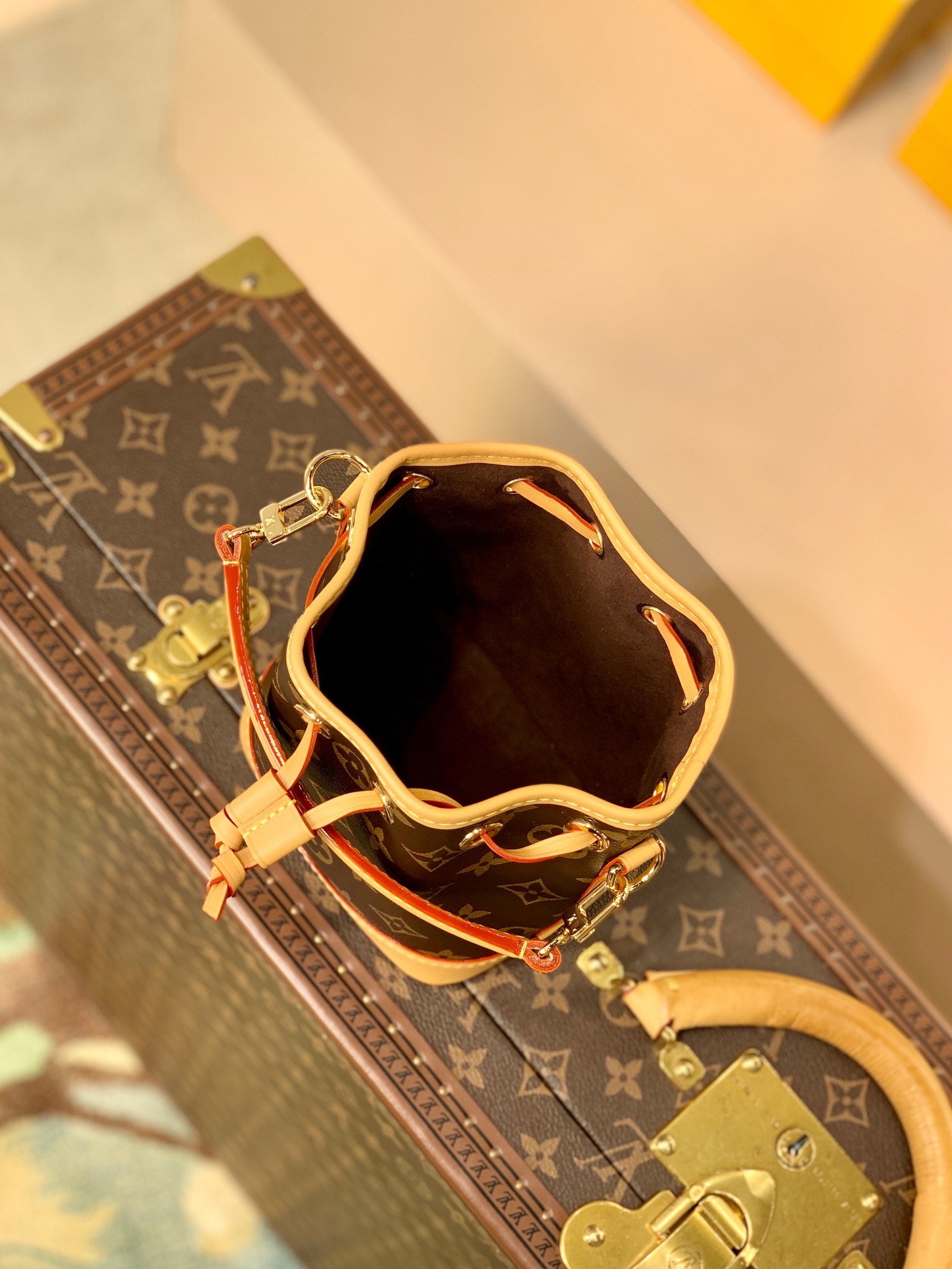 l0*is V*t0n nano noé-13*16*10cm