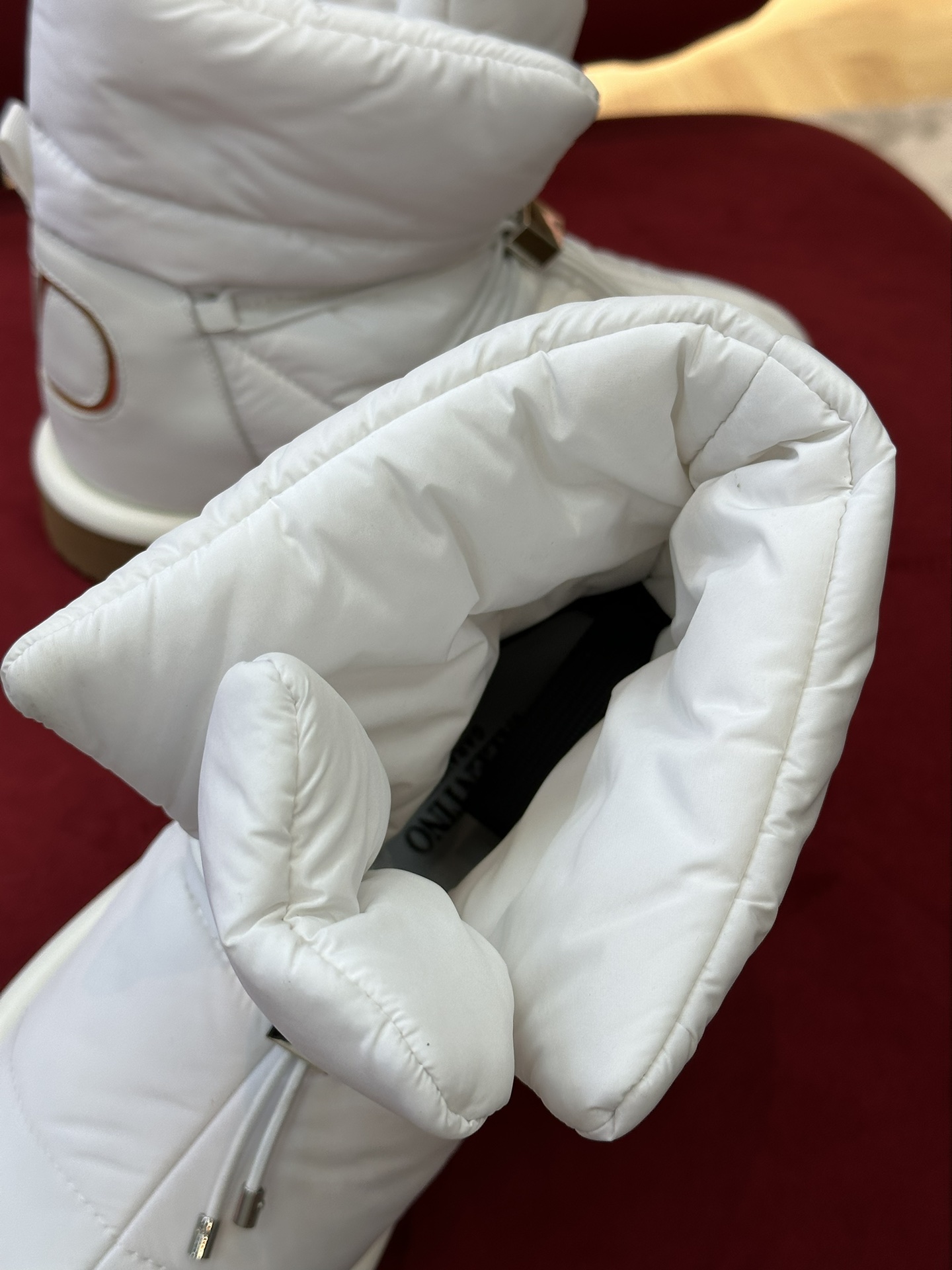 Va1e*ntin0 boots(eu35-42)