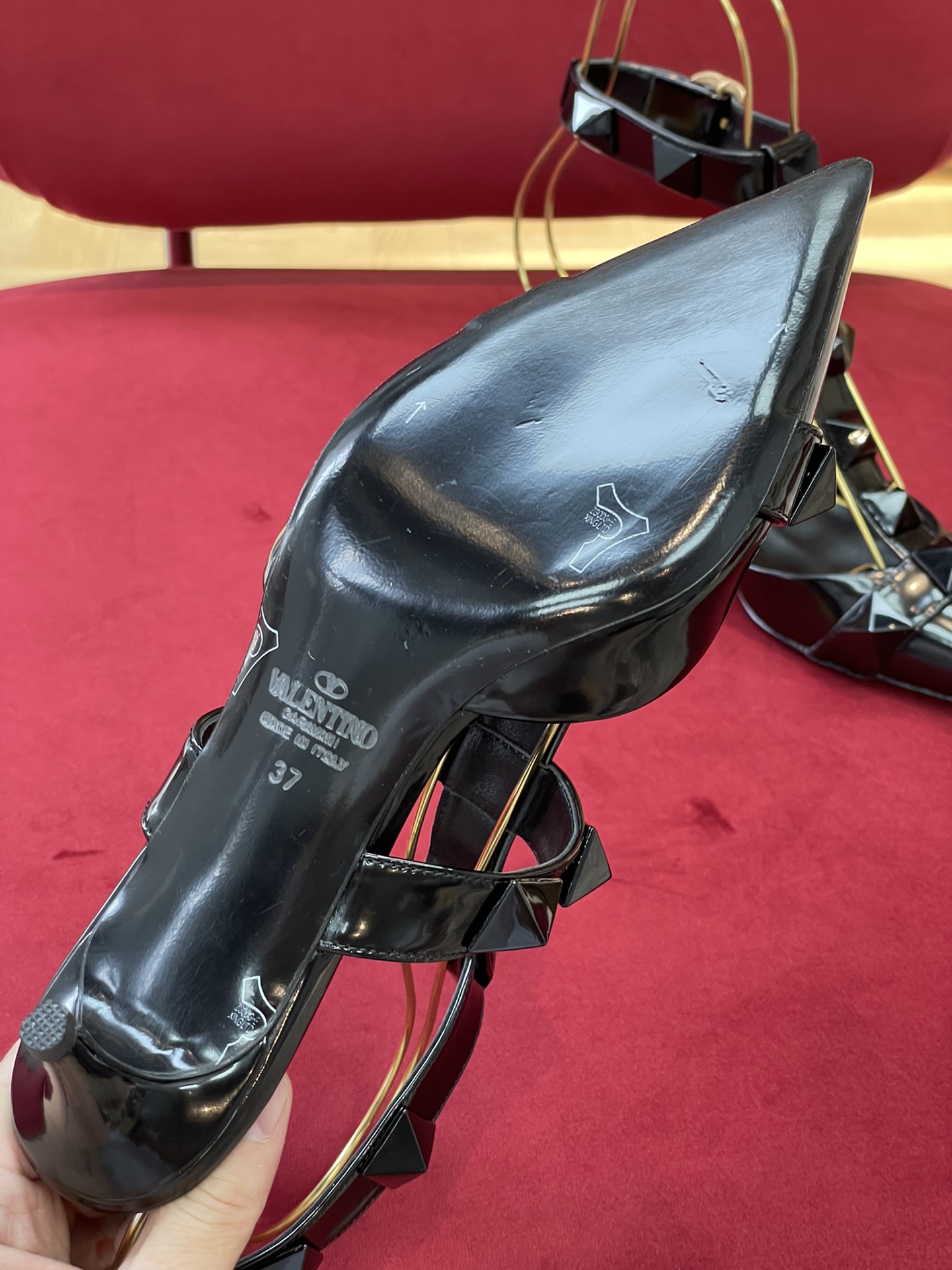 Va1e*ntin0 2022ss heels(size:35-42)