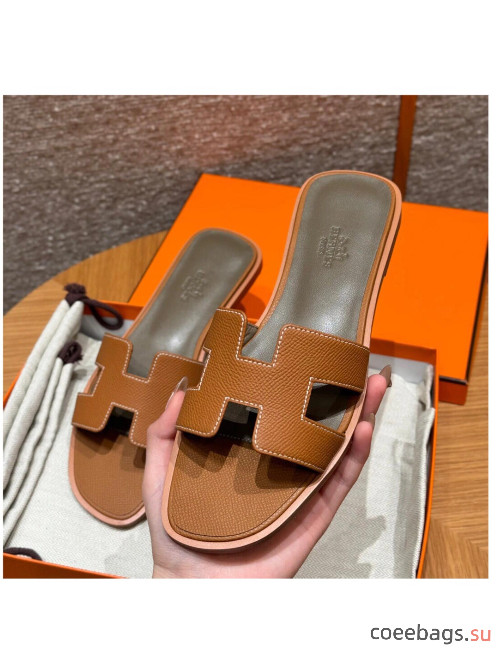 H**me5 Slippers In Caviar Leather