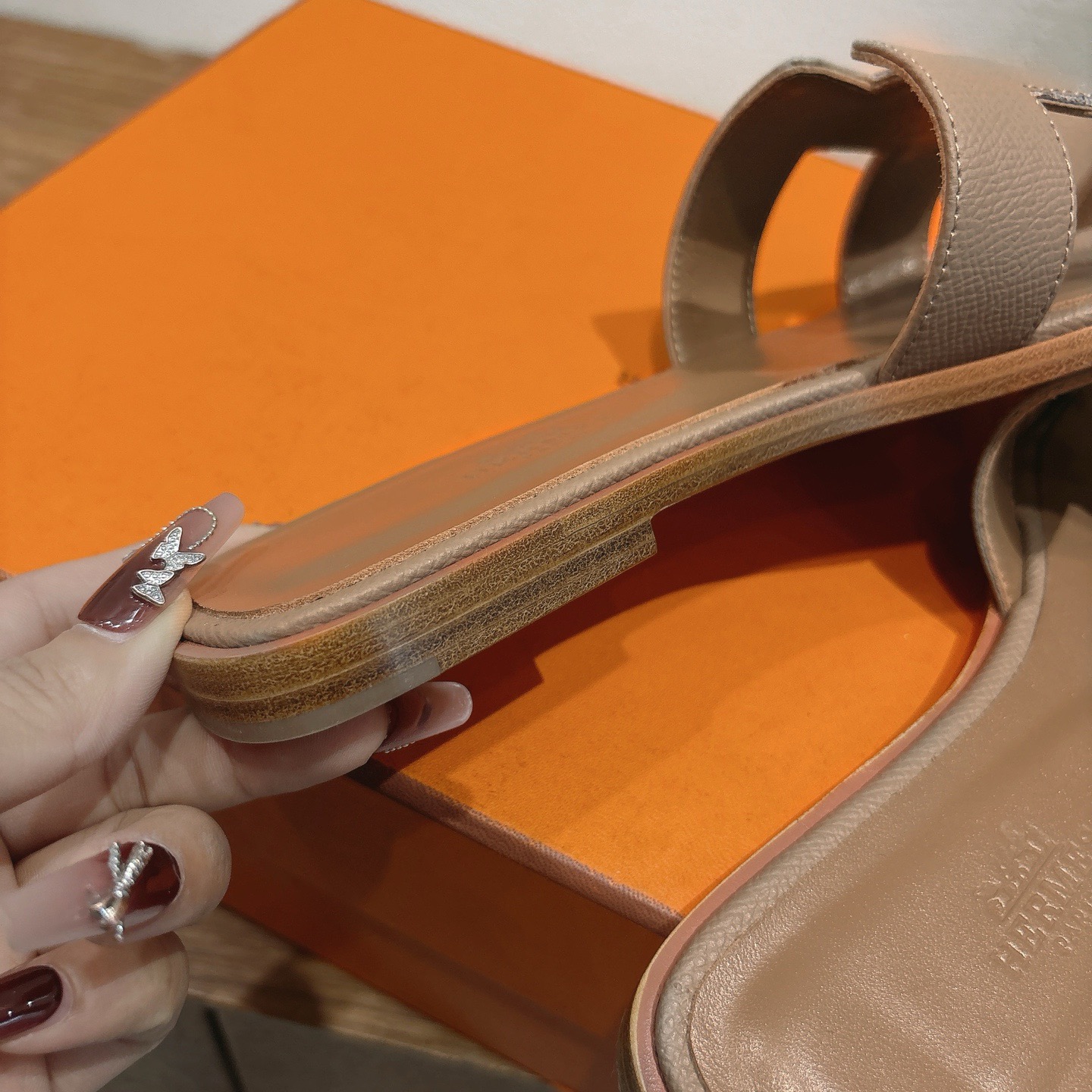 H**me5 slippers in caviar leather