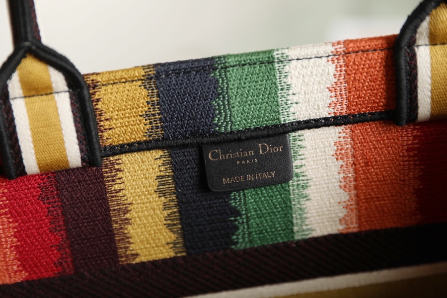 D*or small book tote-36.5cm