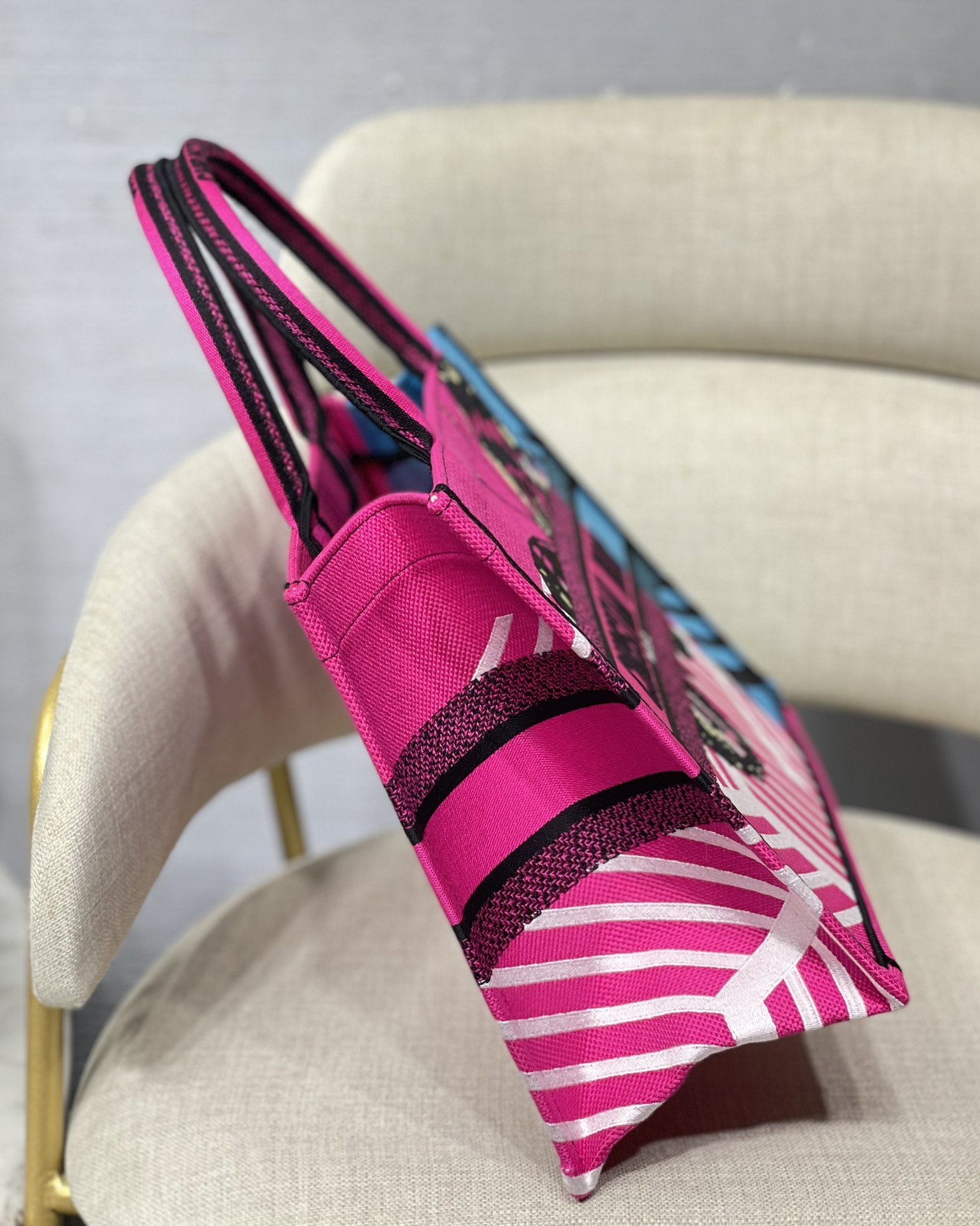 D*or small book tote-36.5cm