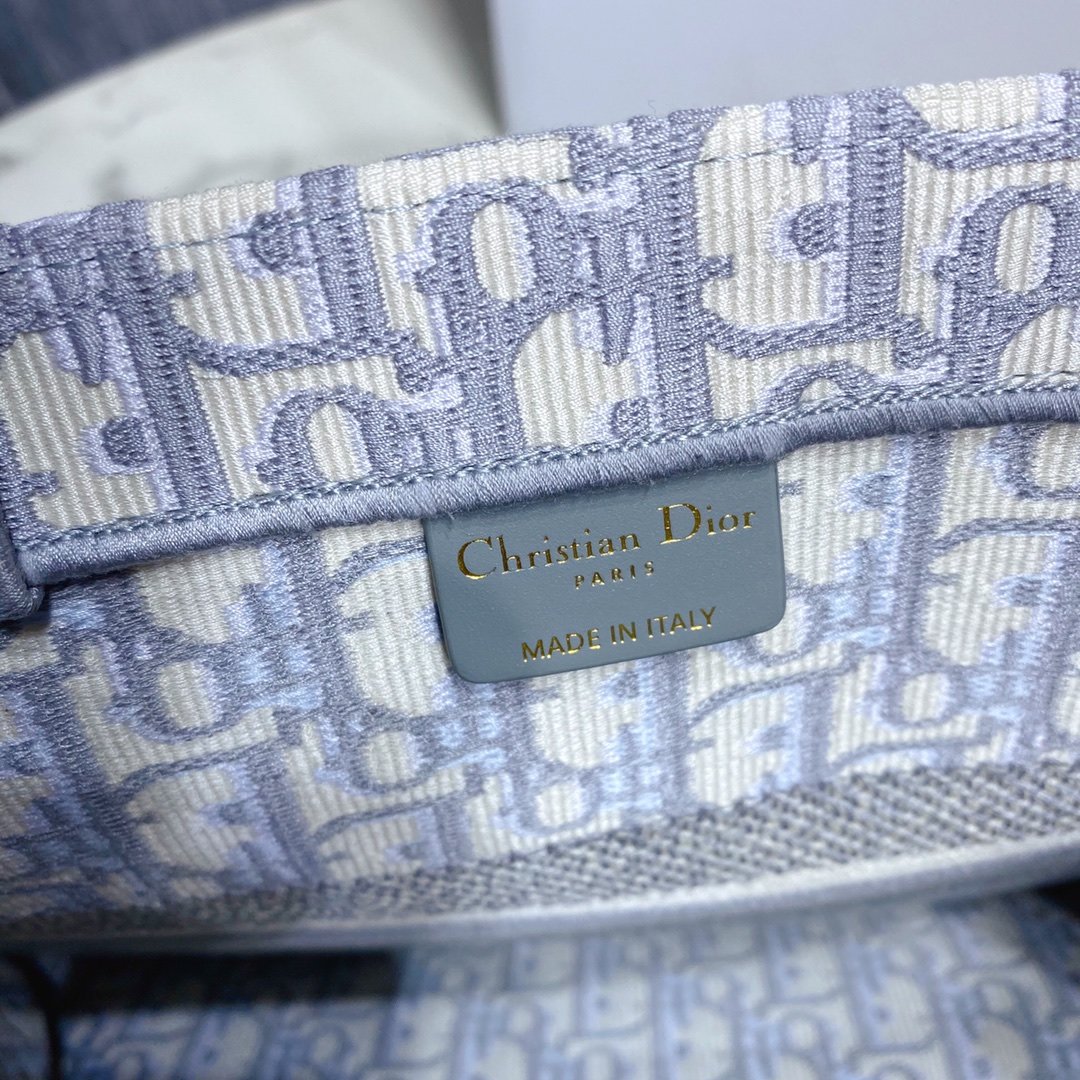 D*or small book tote-36.5cm