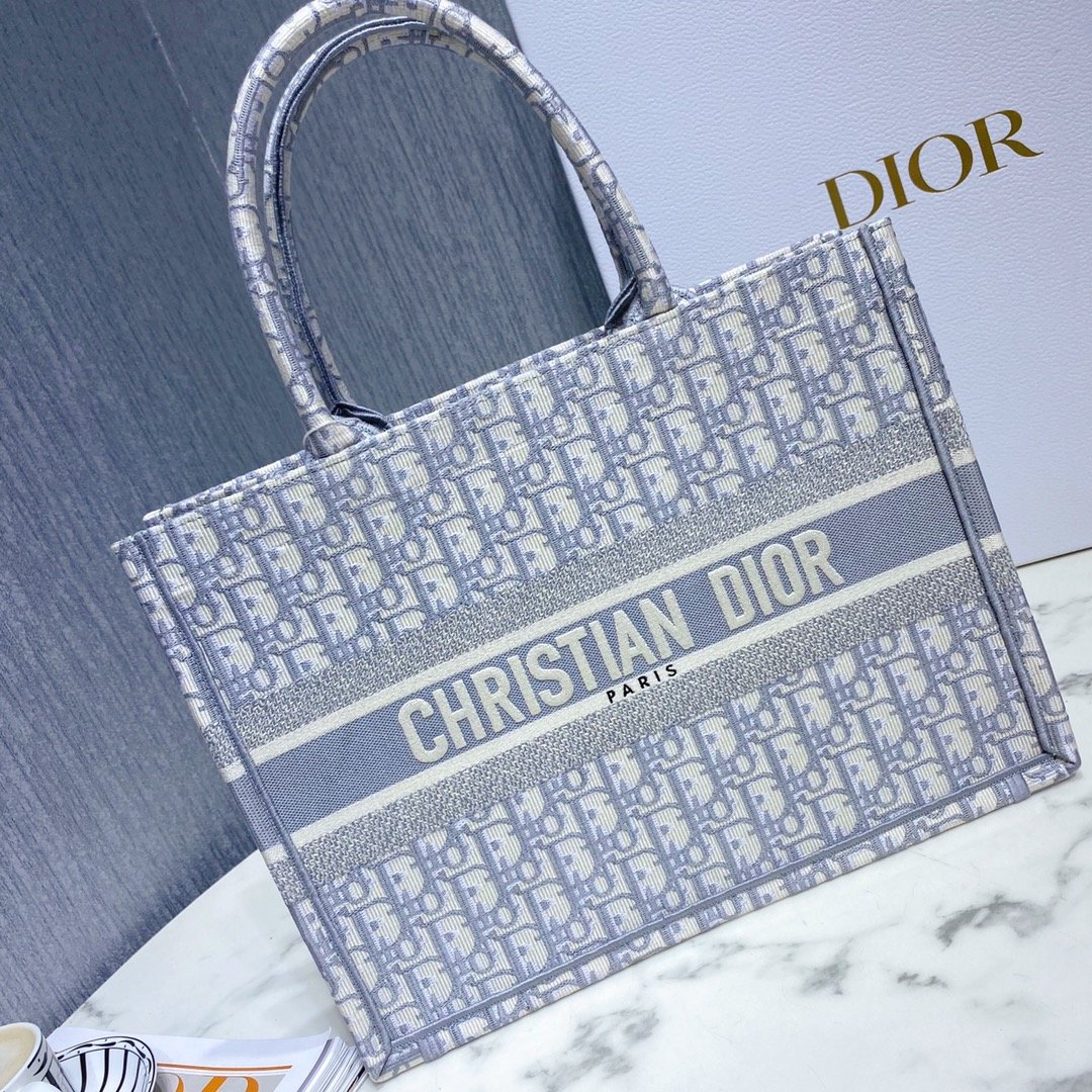 D*or small book tote-36.5cm