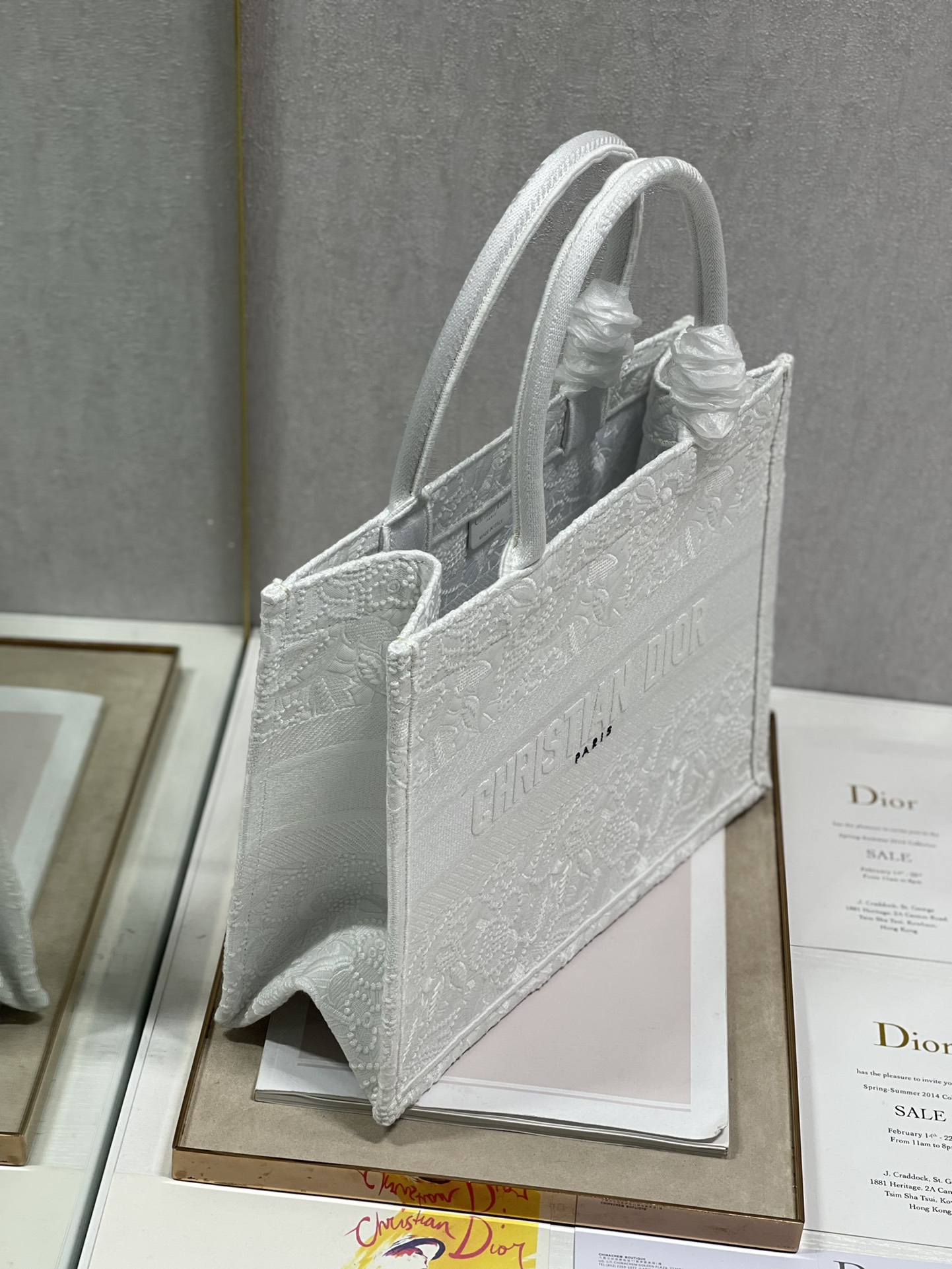 D*or small book tote-36*28cm