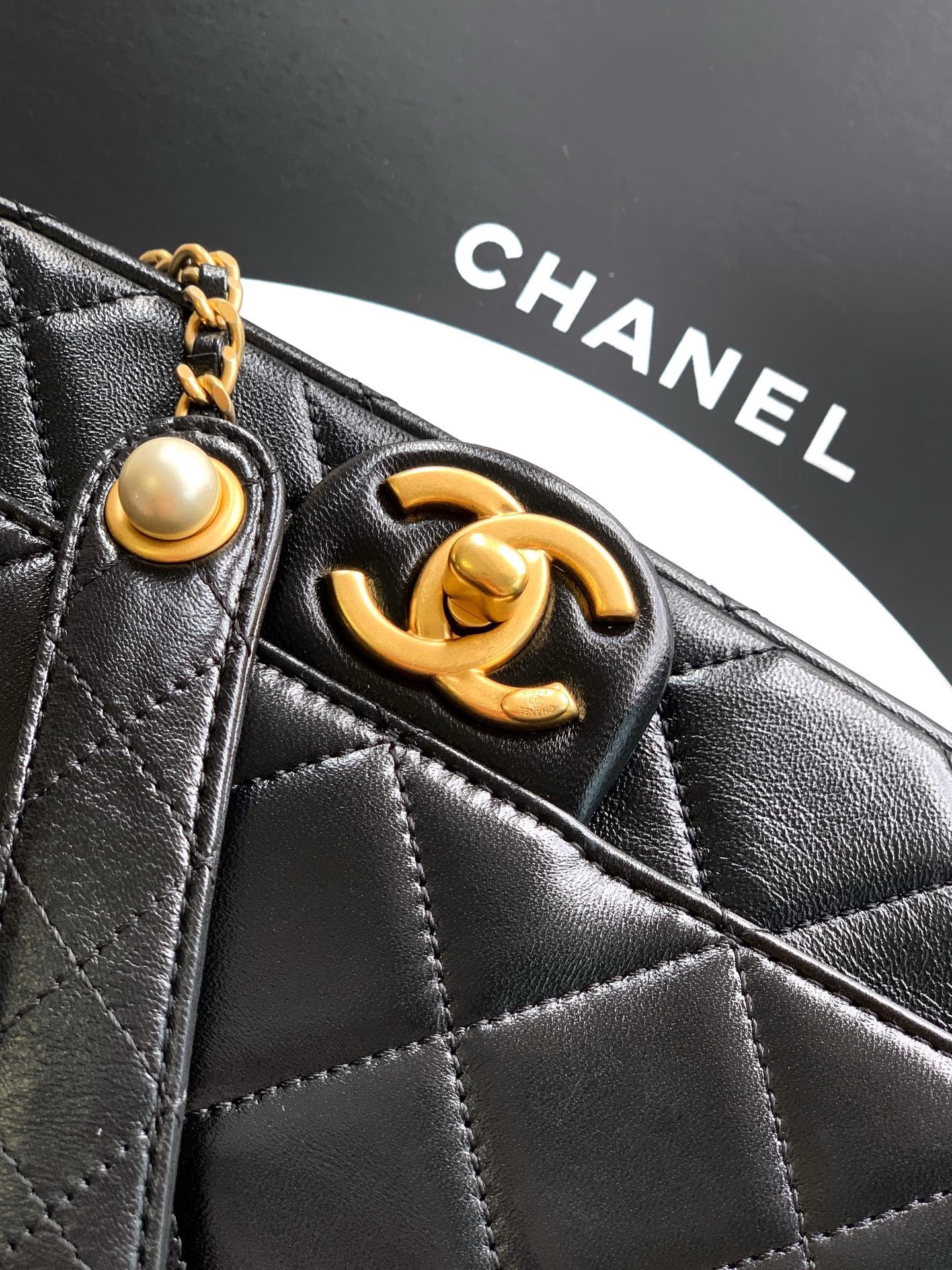 Ch@nel Pearl Flap Bag-19*20*7CM