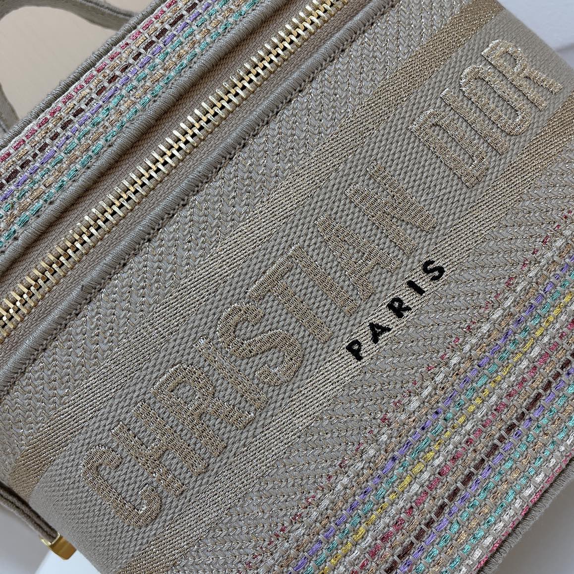 D*or oblique cosmetic bag-18.5*13*10.5cm