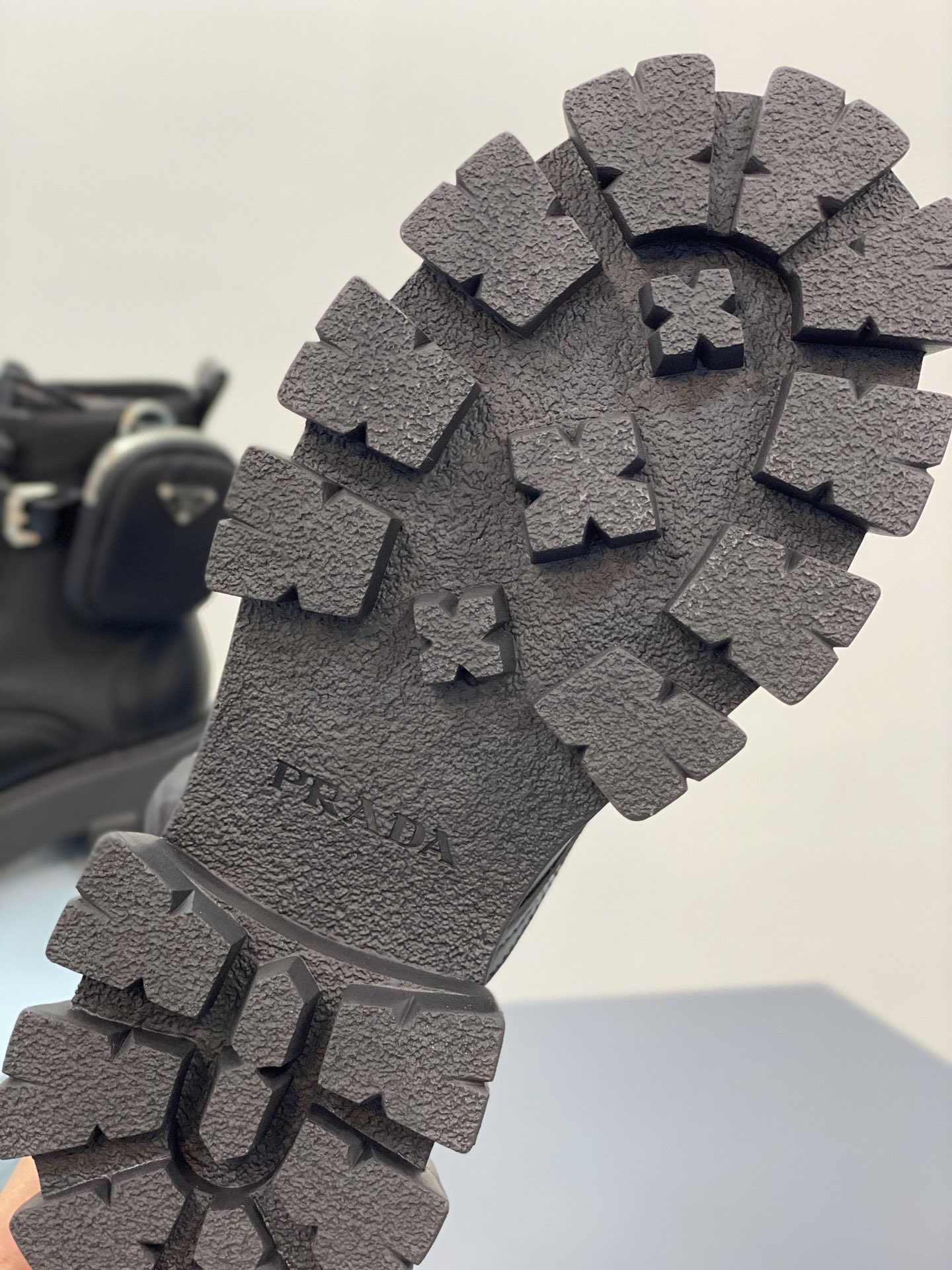 Pra*a 2020ss boots(not shiny version)