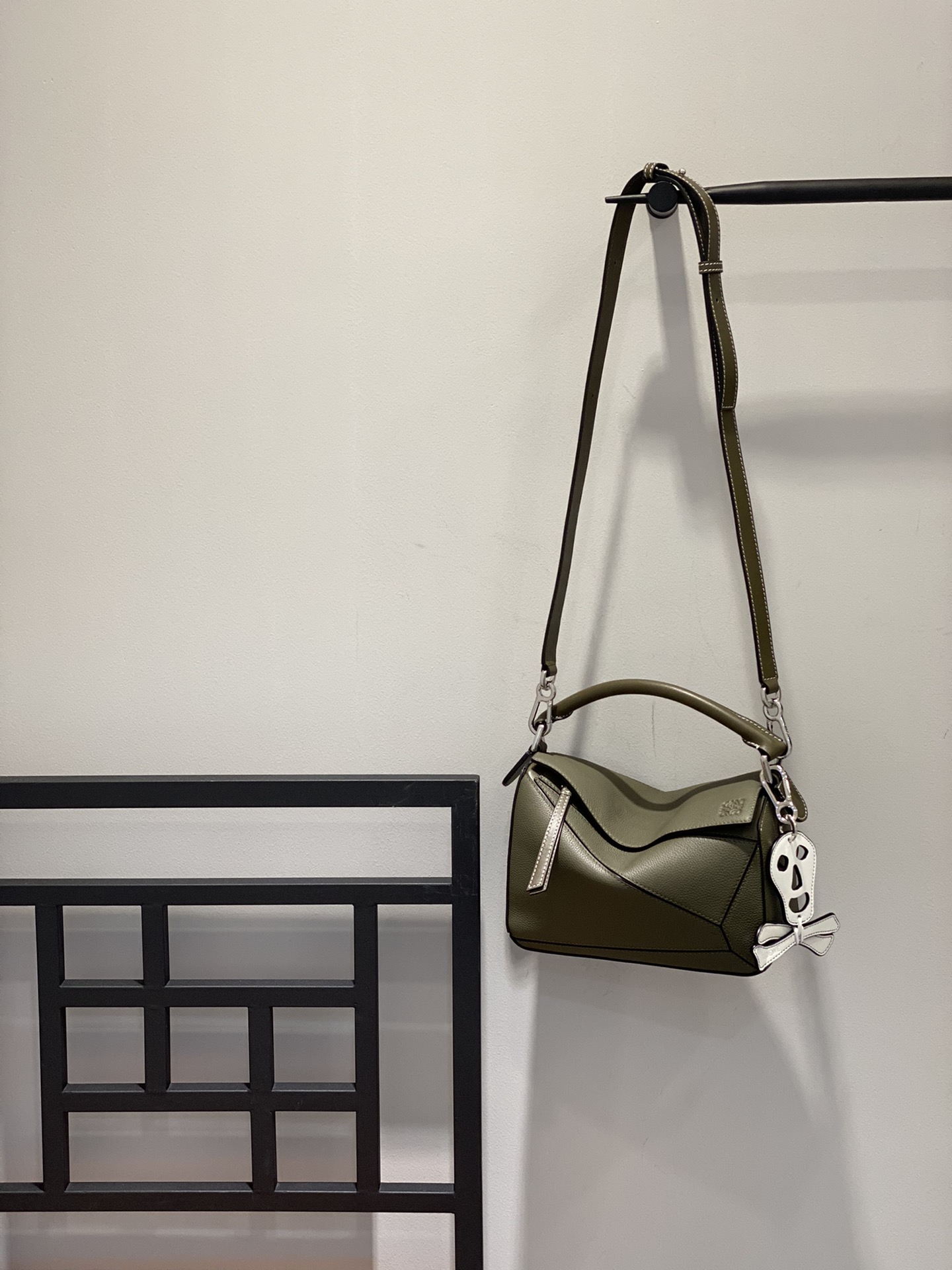 L0ew* puzzle small bag-24*10*14cm