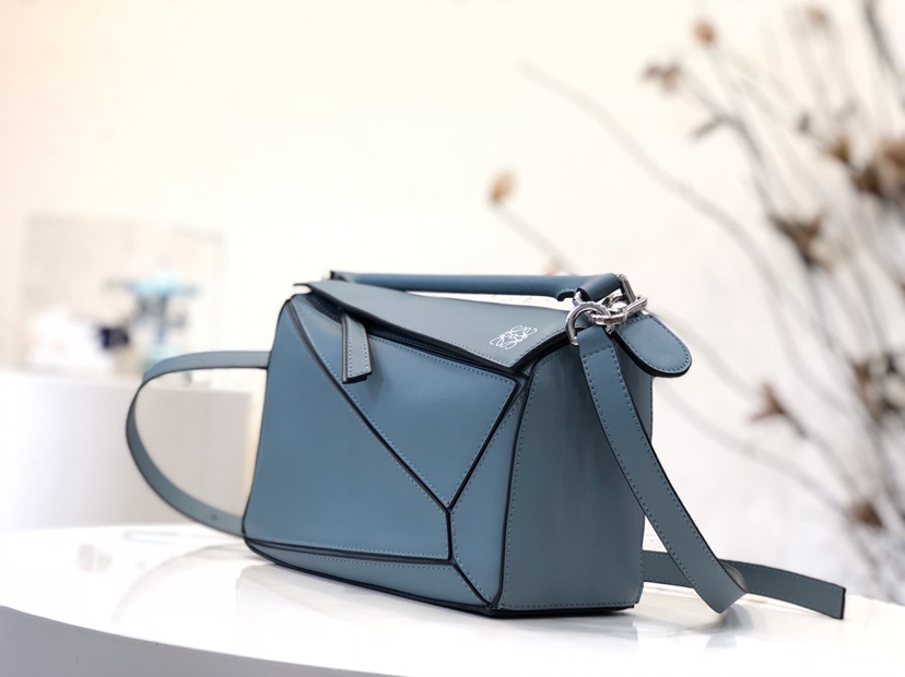 L0ew* puzzle small bag-24*10*14cm