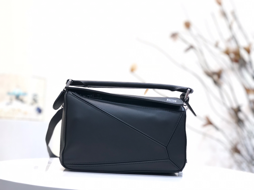 L0ew* puzzle small bag-24*10*14cm