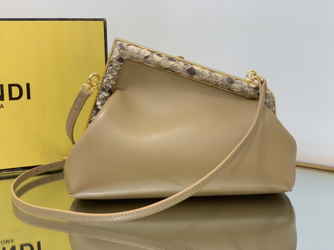 F**di first bag-26*9.5*18cm