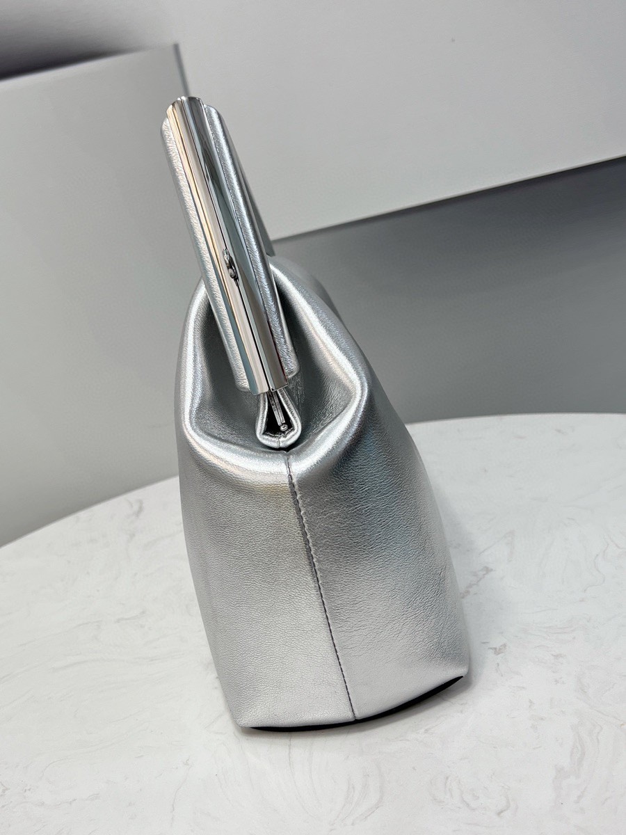 F**di first bag-26*18*9.5/32.5*23.5*15cm