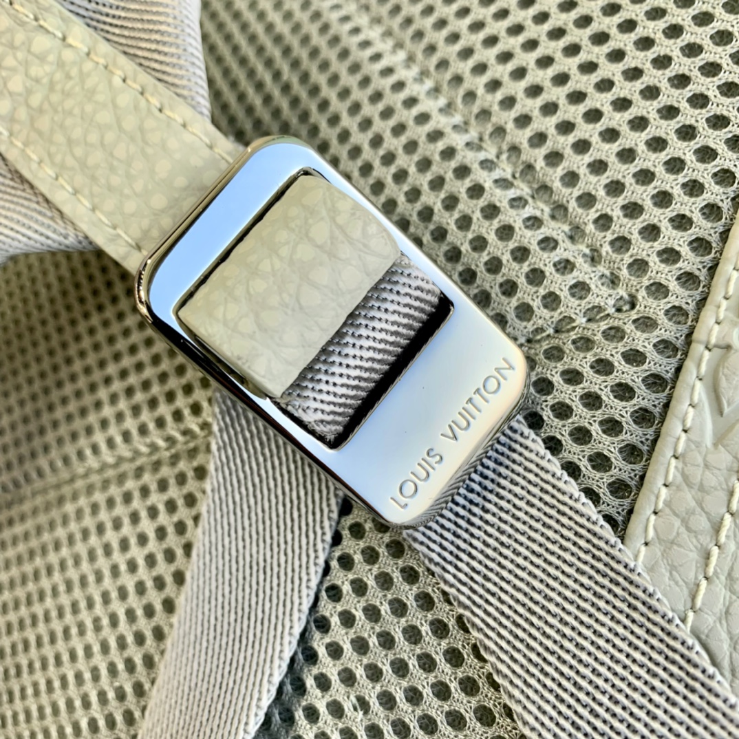 l0*is V*t0n ellipse backpack-31*44*17cm