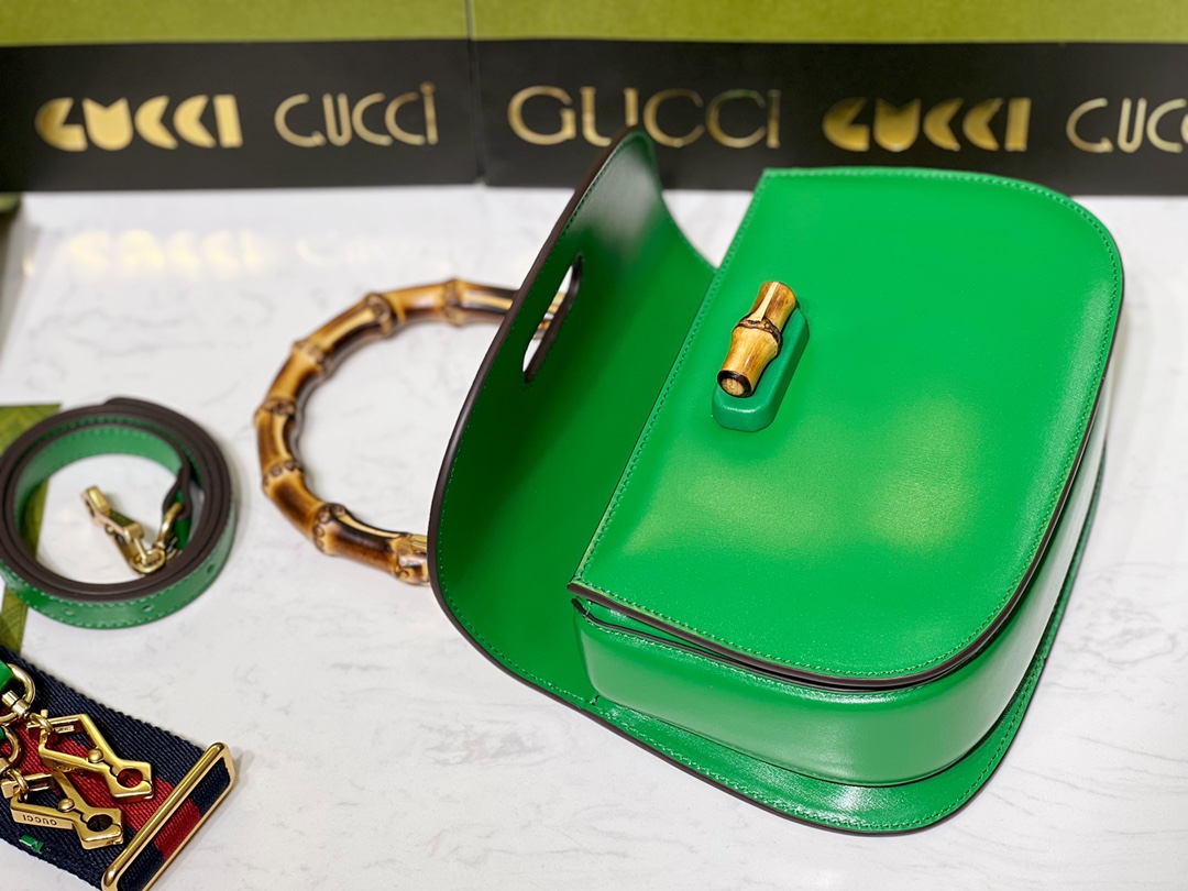 G*u*i bamboo handbag-211*15*7cm