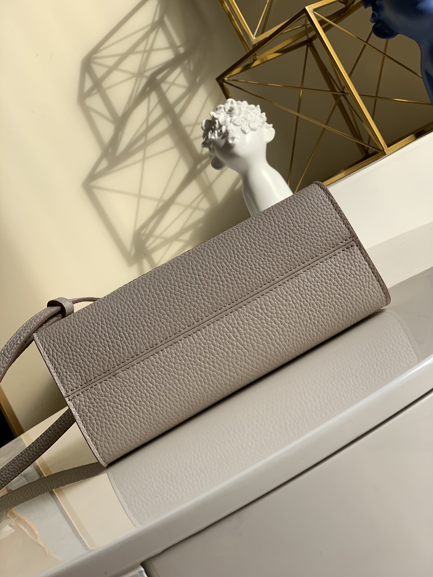 l0*is V*t0n twist one handle-17.0 x 25.0 x 11cm