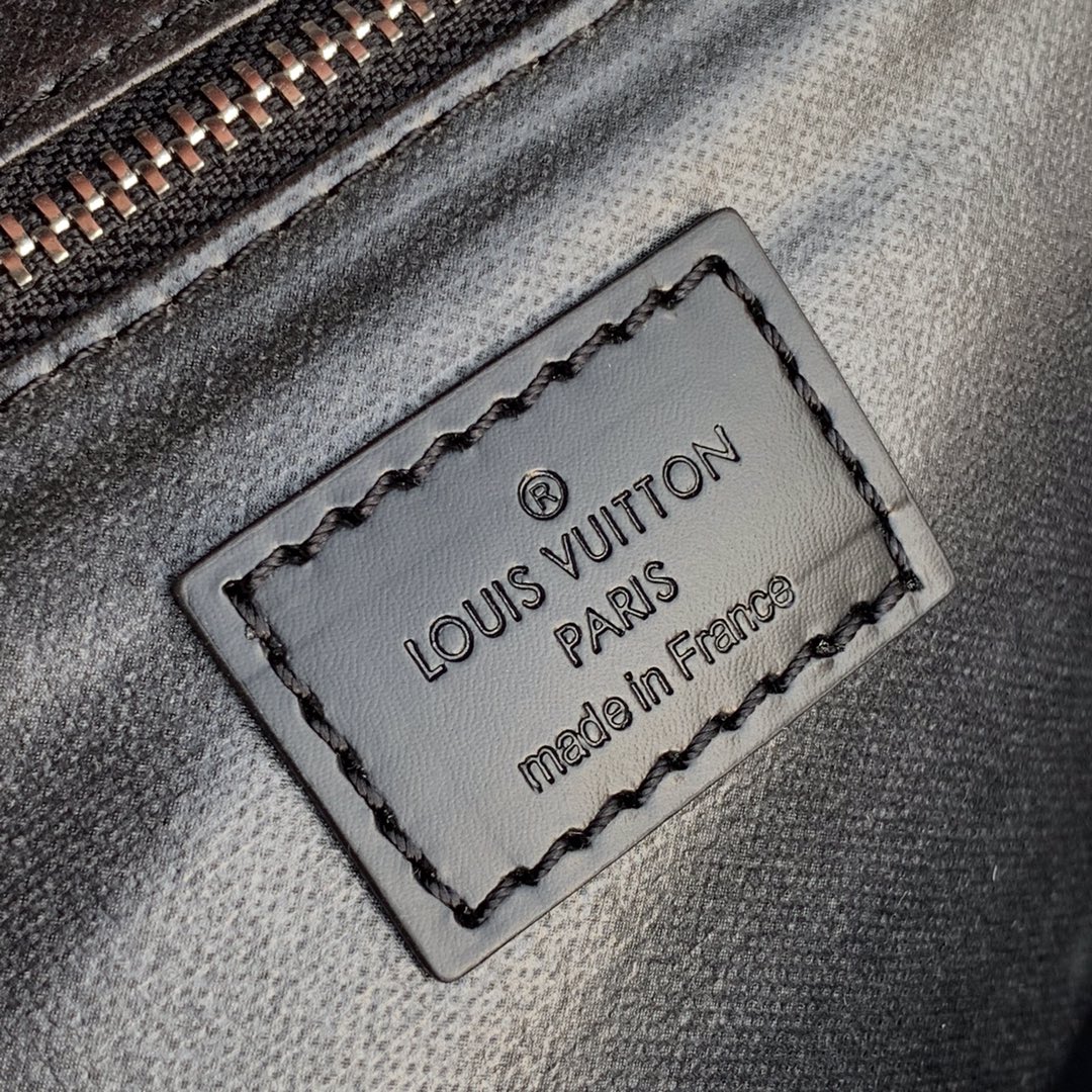 l0*is V*t0n cosmetic bag-m47528-28*16*13cm