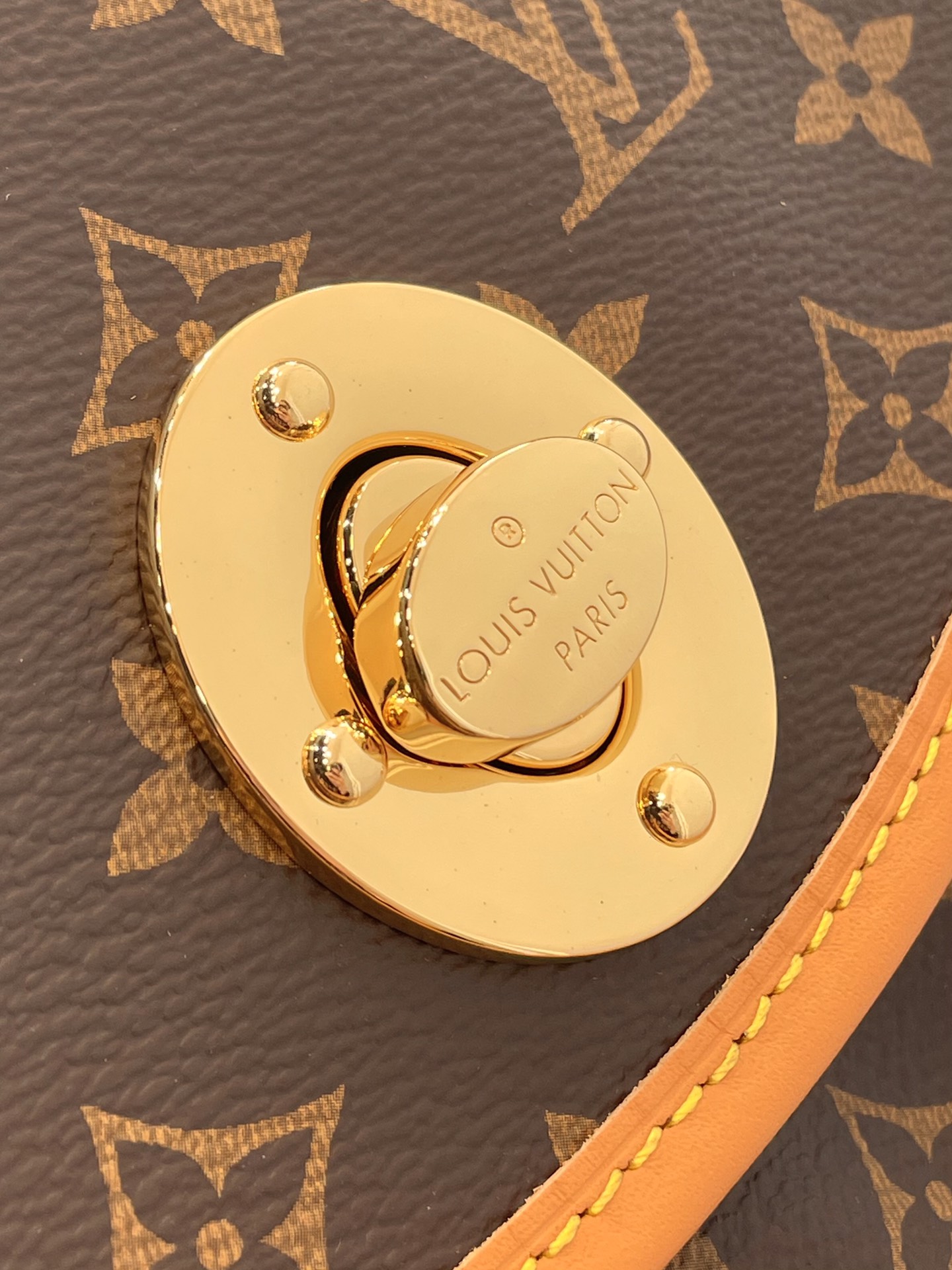 l0*is V*t0ntulum bag- m40075-34x28x14cm