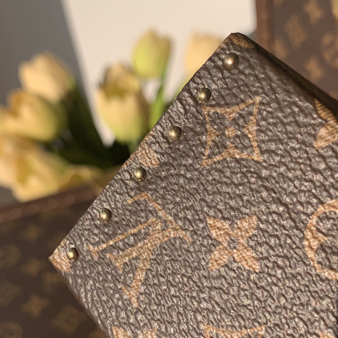 l0*is V*t0n Écrin déclaration ring box-7.5/7.5/5cm