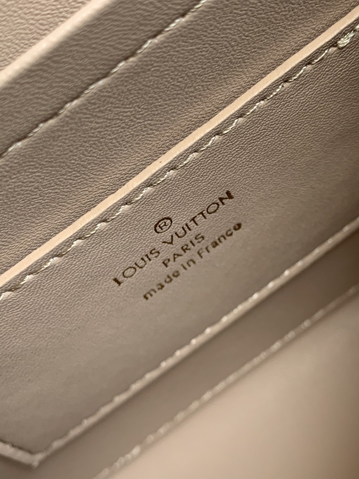 l0*is V*t0n twist one handle-17.0 x 25.0 x 11cm