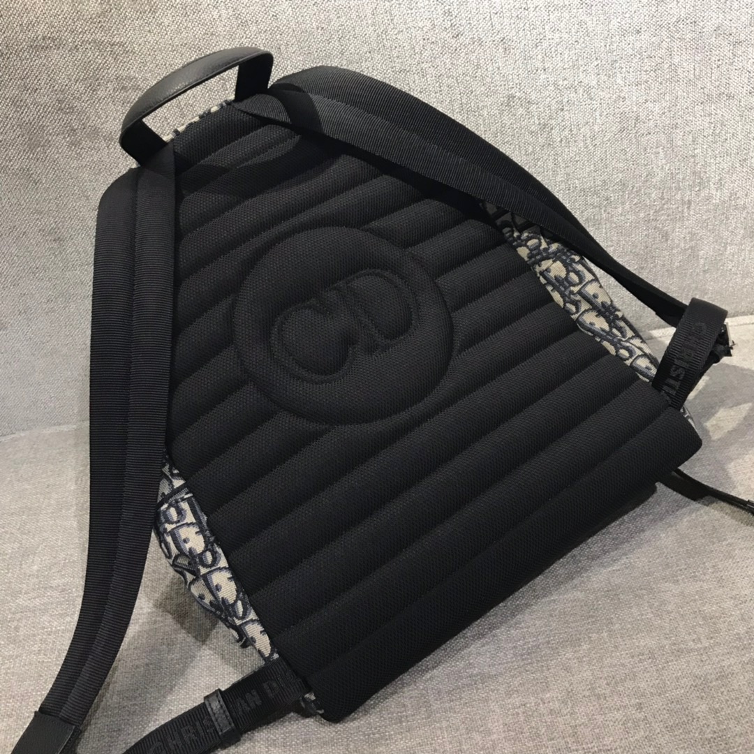 D*or oblique backpack-42x33x15cm