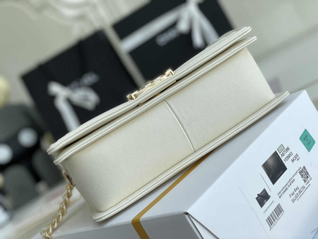 Ch@nel Boy Bag-Caviar-25CM