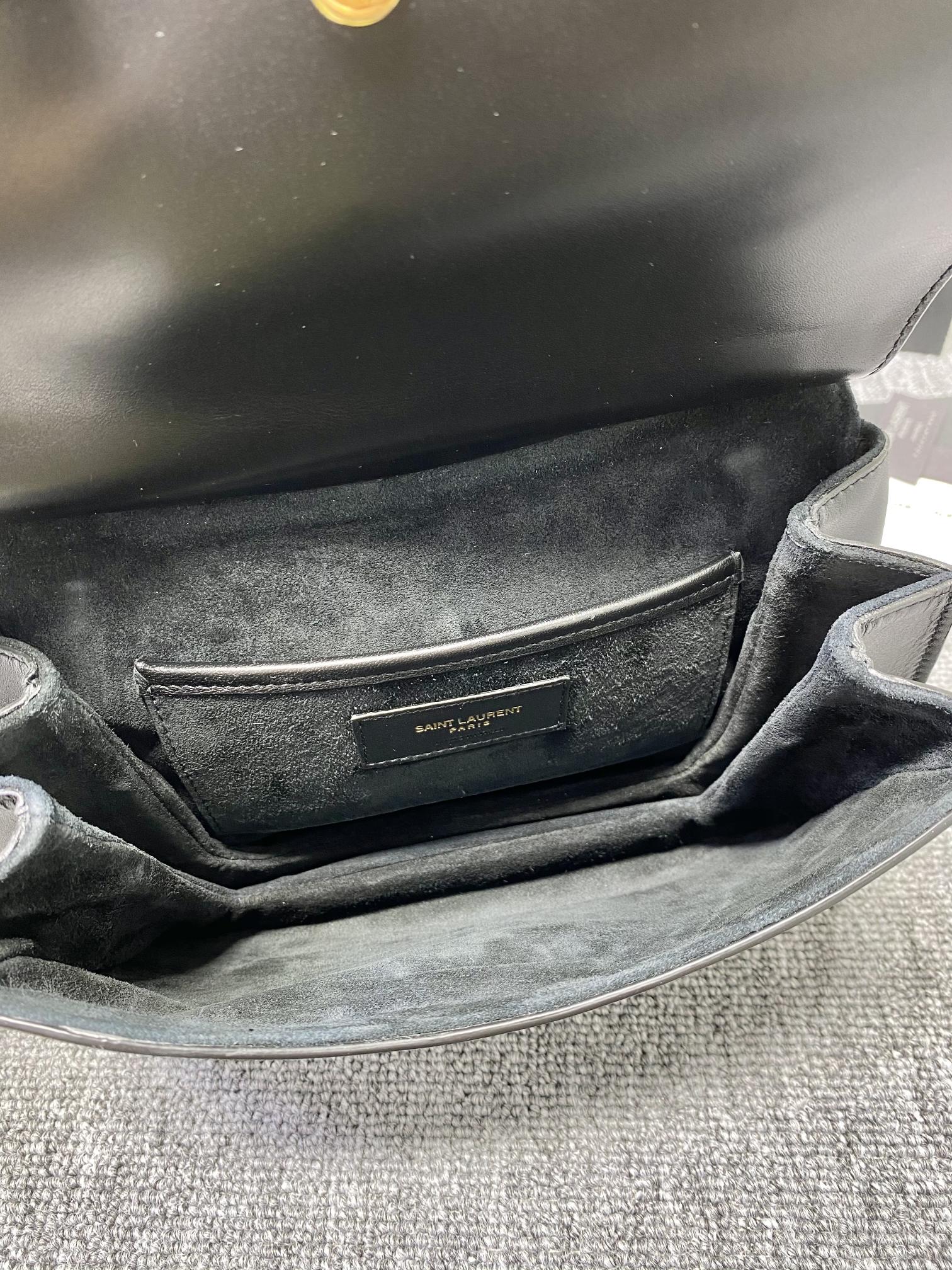 Va1e*ntin0 charlie handbags-23x17x4cm