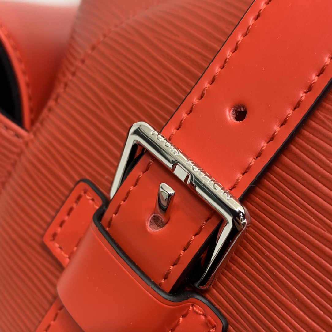 l0*is v*t0n S*p*ebackpack-m41379-34*13*47cm