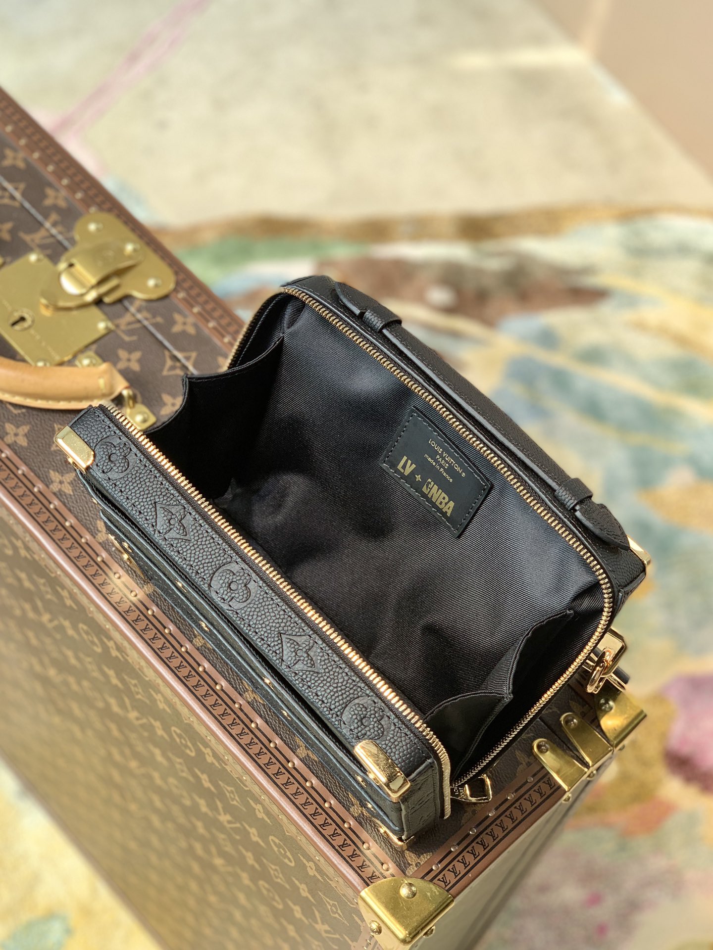 l0*is V*t0n nba handle trunk-21.5*15* 7m