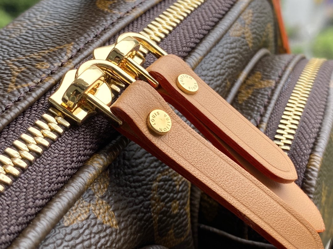 l0*is V*t0n geronimos handbags-23*15*4cm