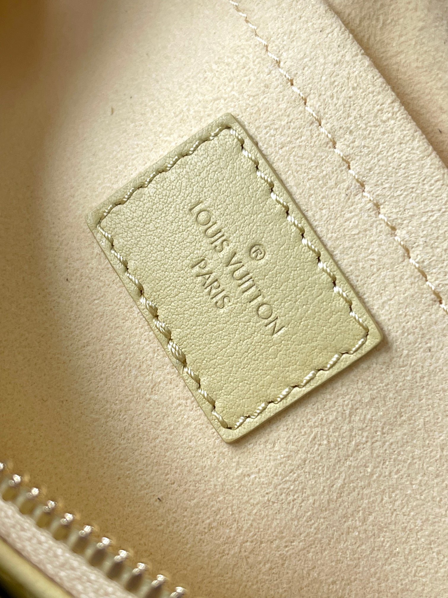 l0vis Vvtt0n onthego east west handbag-m23640-25*13*10cm