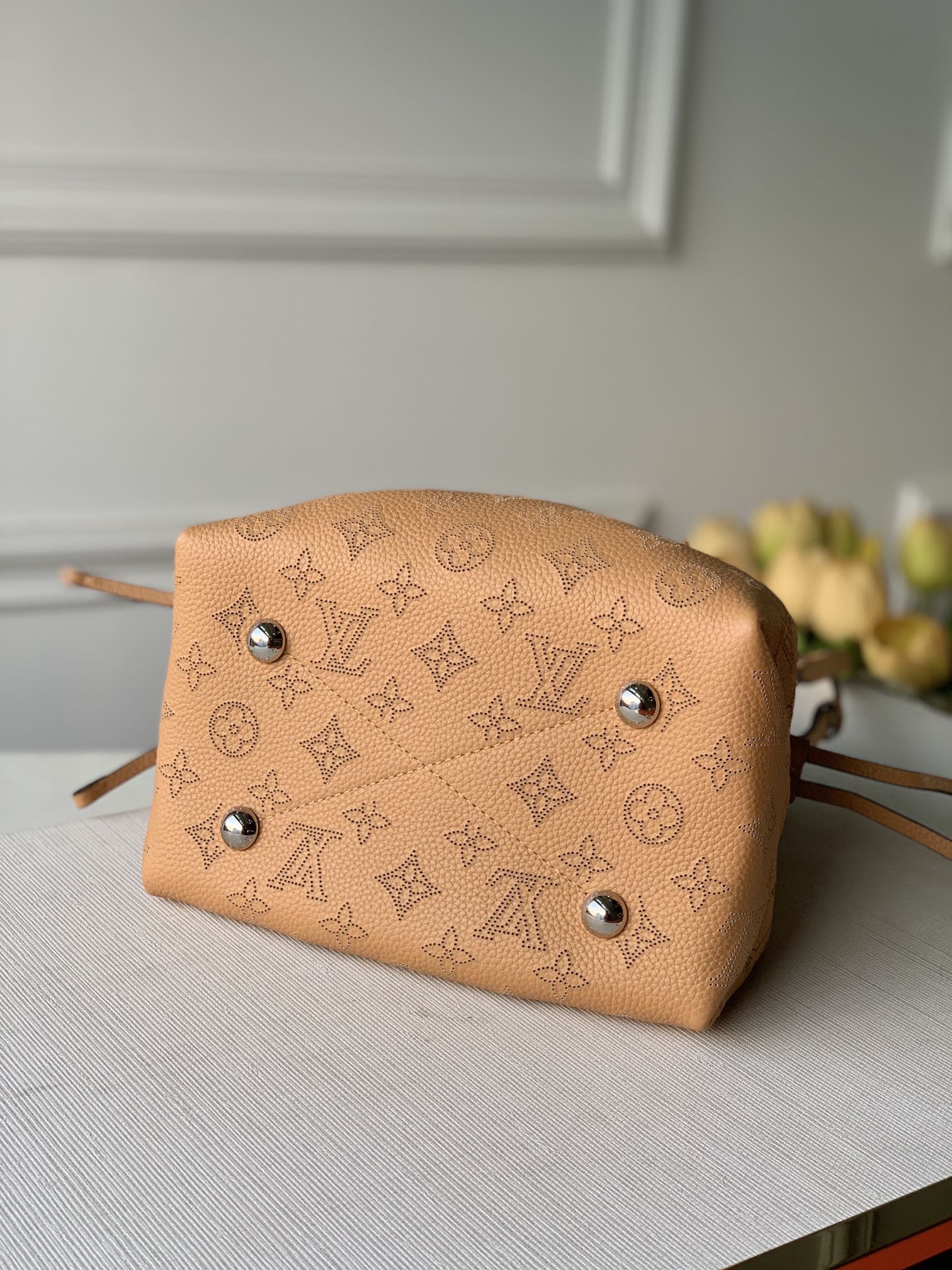 l0*is V*t0n bella tote bag-19 x 22 x 14cm