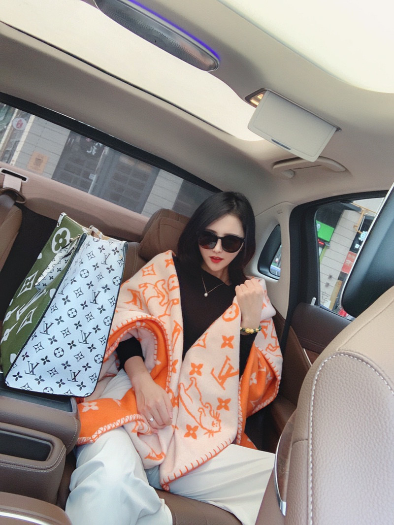 l0*is V*t0n blankets-180*140cm