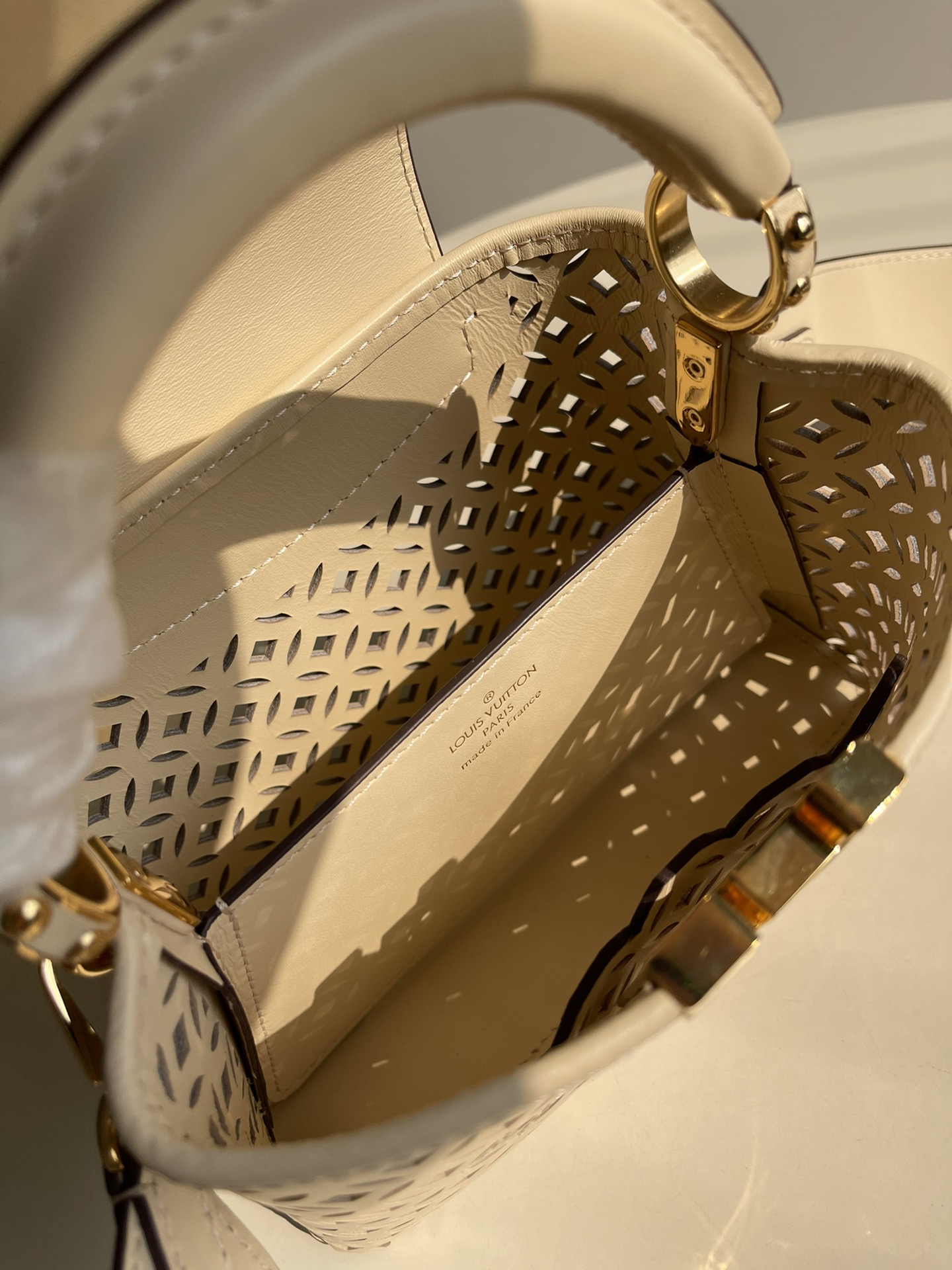 l0*is V*t0n capucines handlebag-21* 14* 8&27*21*10cm