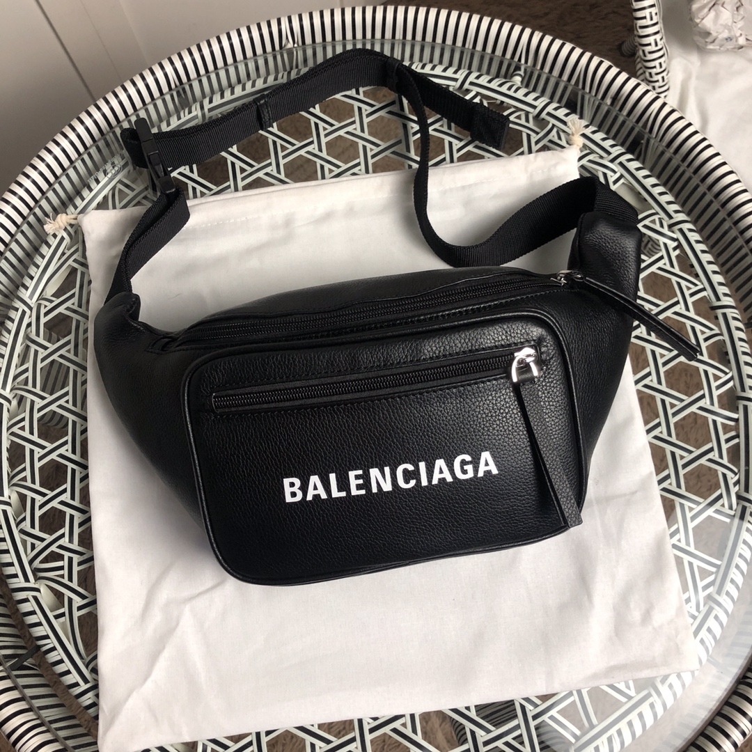 Ba*len*cia*ga crossbody bag-25x17x5cm