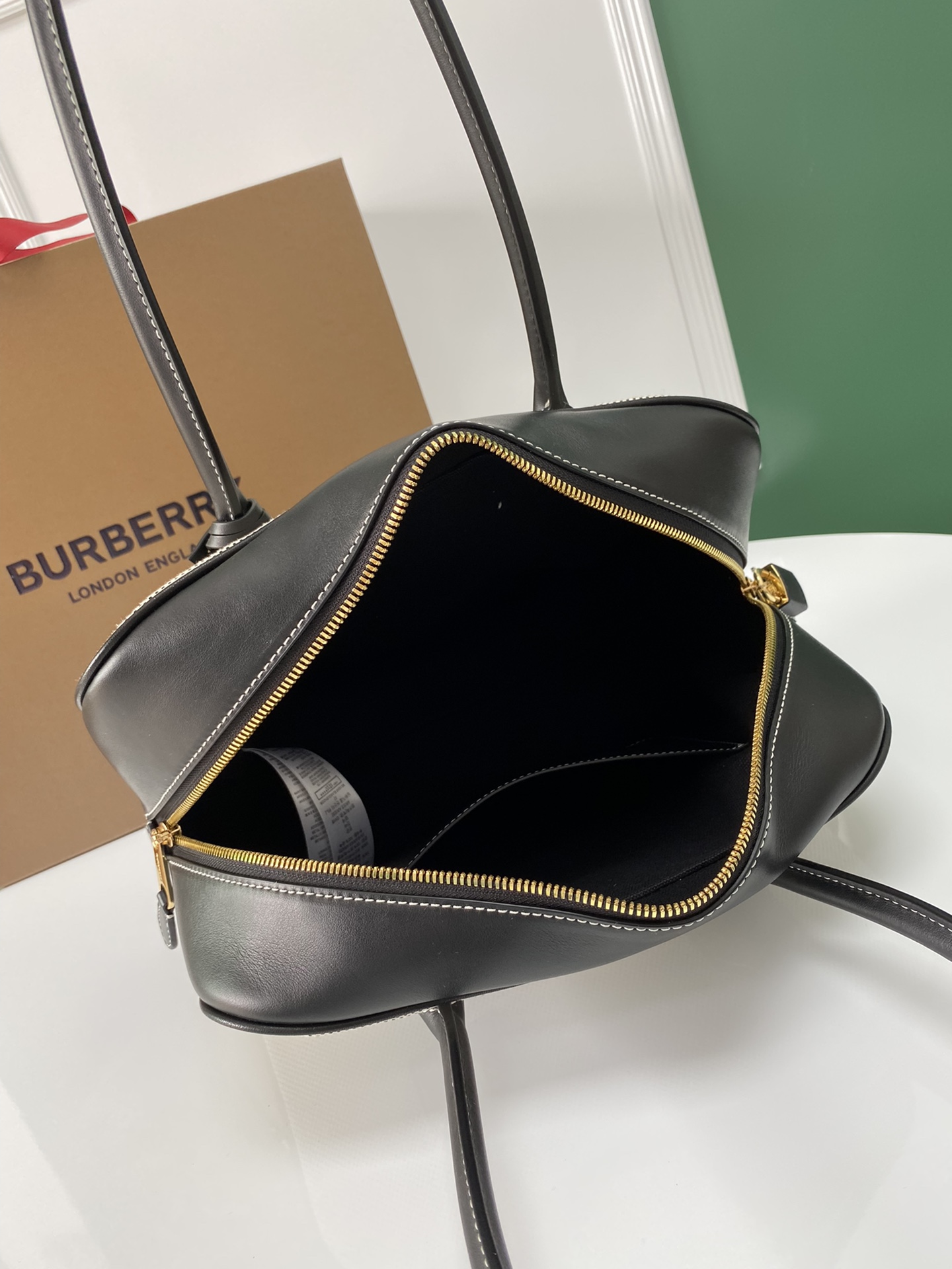 B**rry tote-30 x 11 x 22.5cm