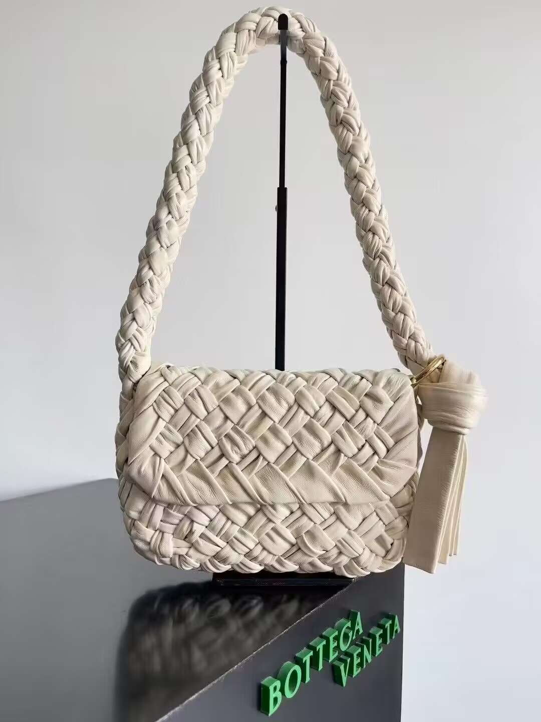 bo*te*ga Ve*ne*ta intrecciato tote-25*18*5.5cm