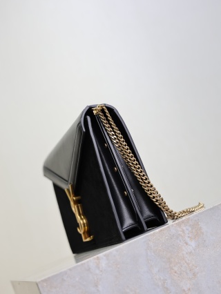 Y51 cassandra bag-22x16.5x5.5cm