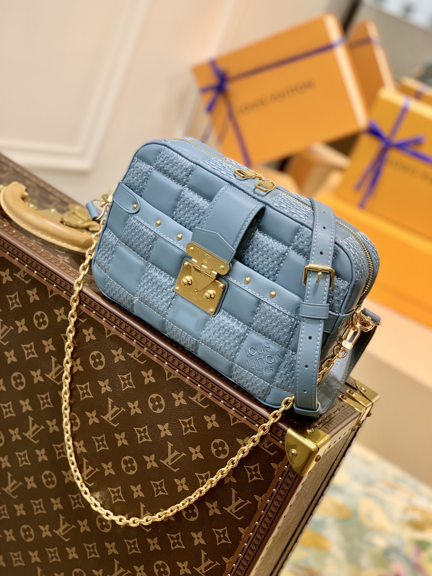 l0*is V*t0n trica bag-25.5*17*7 cm