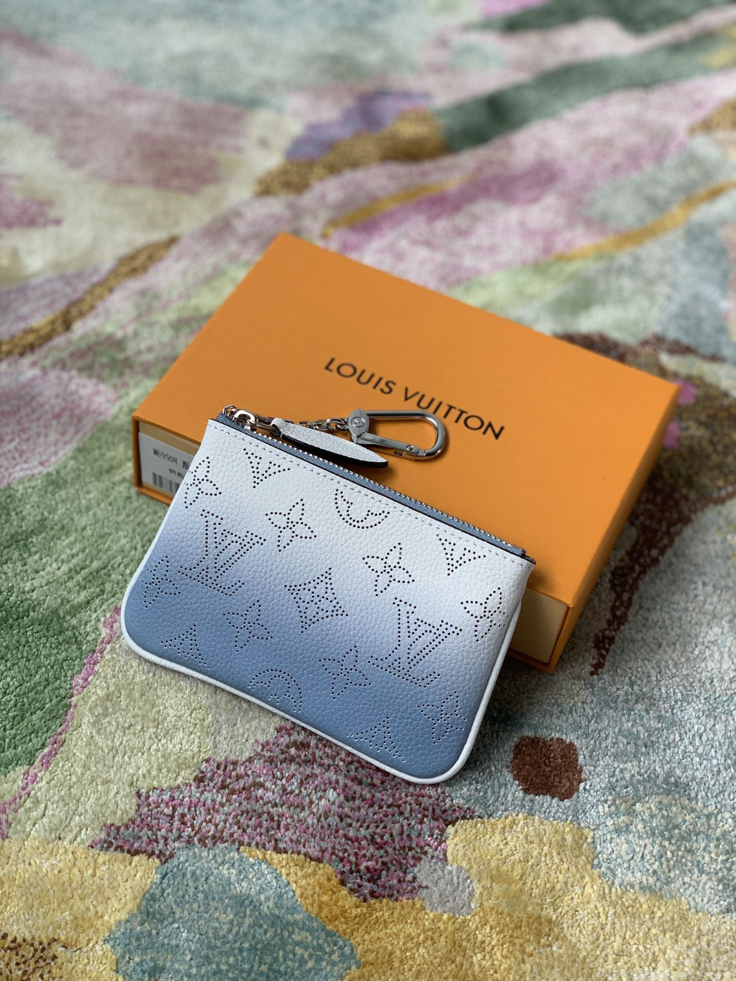 l0*is V*t0n zippy wallet-14*9*1.5cm