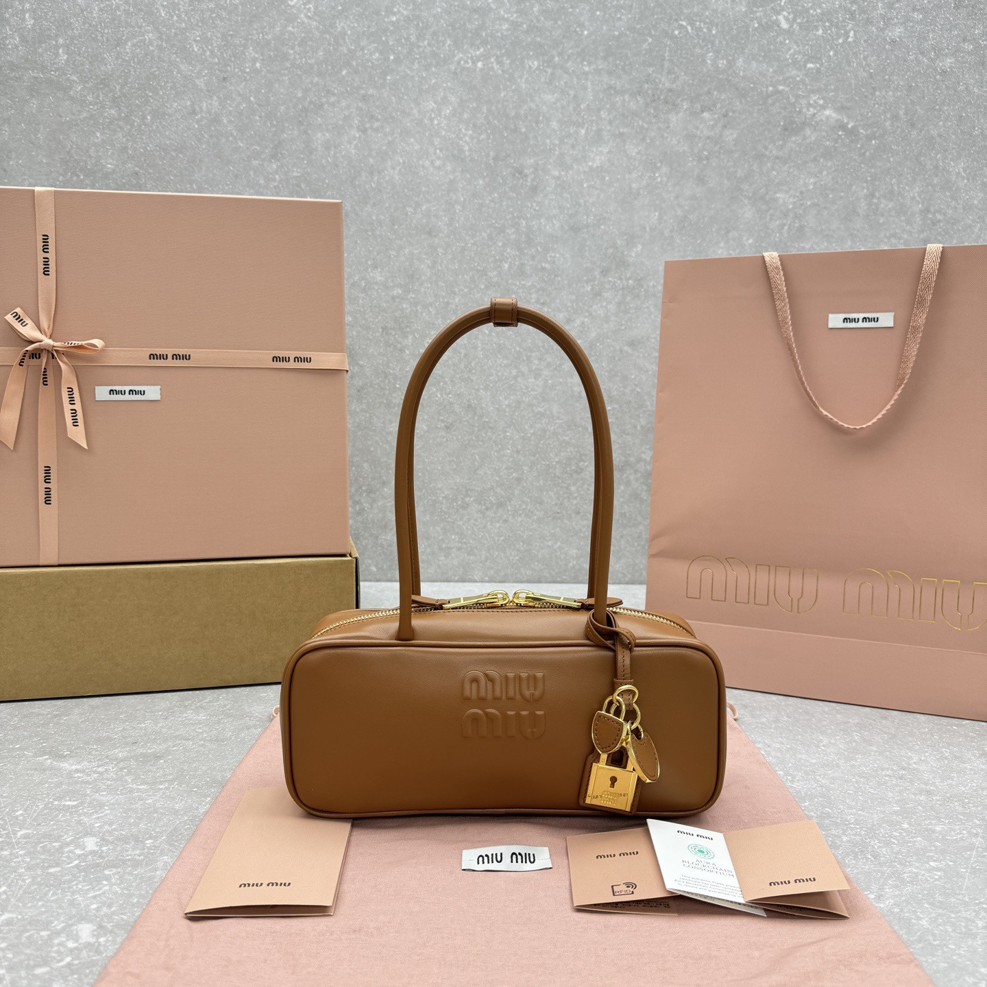 M1um1u top handbags-28*11.5*8cm