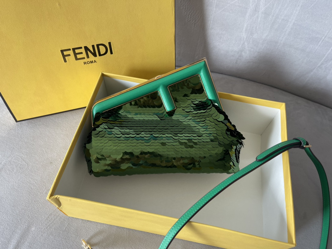 Fendace First Bag-26*9.5*18CM