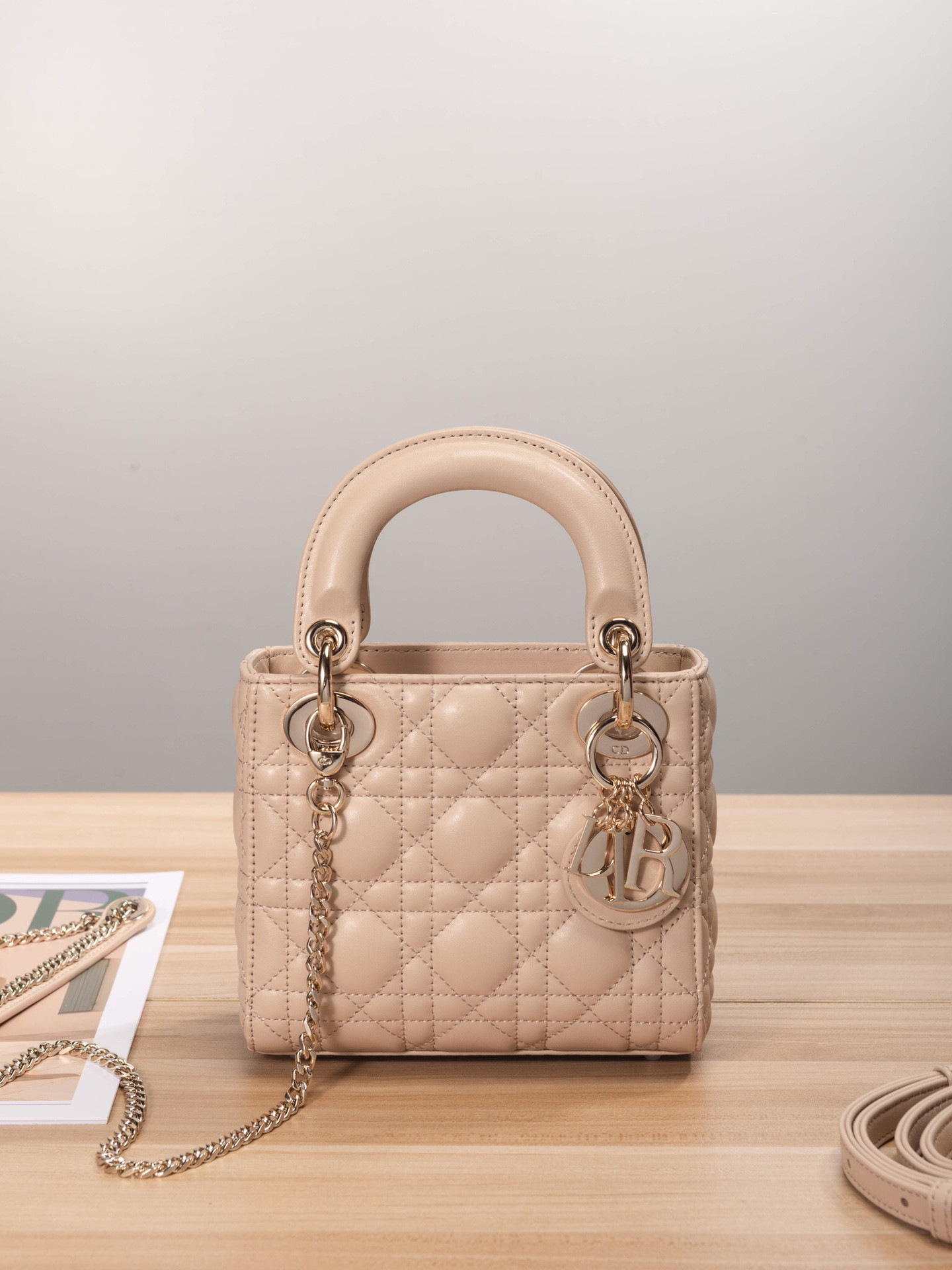 lady D*or mini-17*15*8cm